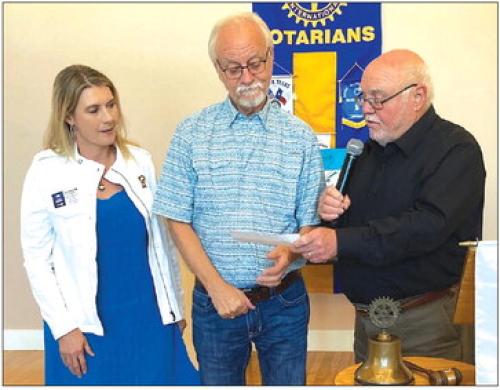 Alleviation of hunger is one of Rotary International’s seven major areas of focus. Acting at the local level, the La Grange Rotary Club last week presented a check for $1,000 to Garry Schellberg for the AMEN Food Pantry. Last month, the club helped pack food for 10,000 meals to be sent abroad to fight hunger. With Shellberg are Shannon Coleman, District Governor for Rotary International, and La Grange club president Mike Coppinger.