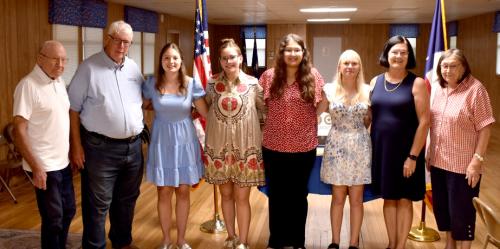 From left, American Legion Quade-Werchan Post #338 member Eugene Goolsby, Post Commander Lyn Reavis, 2026 Texas Girls State attendees: Jaylen Bage, Avery Lamson, Angie Le Bouef, and Kylie Amos, Auxiliary member Carobeth Bockhorn, and American Legion Auxiliary President Phylis Reavis at the meeting held on Sept. 3. Mr. Goolsby, Mr. Reavis, and Mrs. Bockhorn all attended Boys State or Girls State during their high school careers.