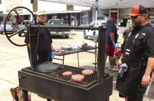 A Tasty Weekend Brings in the Crowds