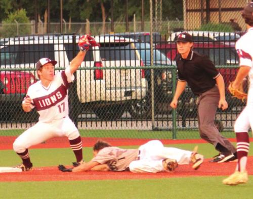 Fayetteville Baseball Resumes Playoffs