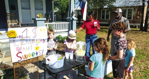 Lemonade Stand a Sweet Way to Spend Spring Break