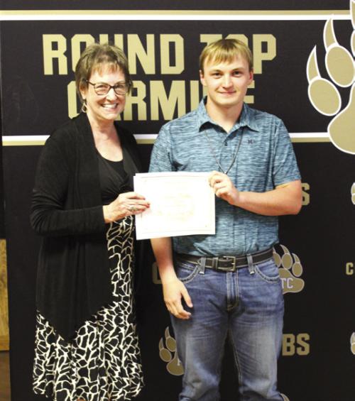 Bellue Receives Scholarship