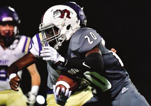 Keyshaun Green on the carry for Flatonia in the second half of Friday night’s contest with Mart. Photo by Stephanie Steinhauser