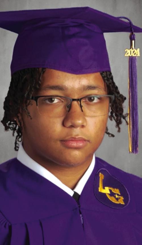Miles Leonard’s 2024 Graduation photo