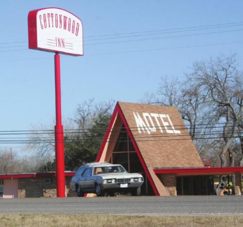 Film Crew Shoots in Front of Cottonwood Inn