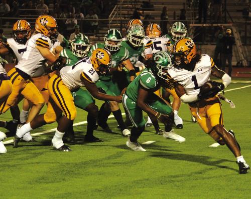Leps Fall in Regular Season Finale to Cuero