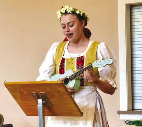 Fayette Co. Czech Heritage Society Holds Meeting, Crowns Royalty