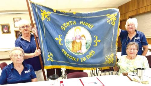 KJZT Donates Flag to Fayetteville Museum