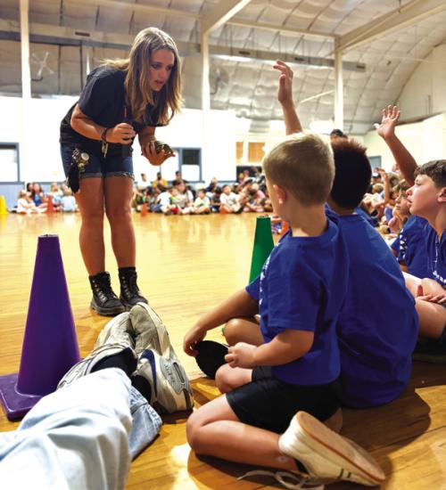 Zoo Comes to La Grange