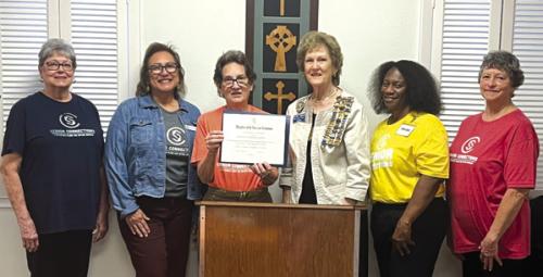 Volunteers from the Weimar satellite location were honored at the Daughters of the American Revolution, John Everett Chapter’s monthly meeting in Columbus, for their service to members and the community. From left; Linda Heller, Cynthia Trojacek, who is also on our board, Program Director Stephanie Shroyer, DAR presenter Randa Simmons, Darlene Williams, and Janiece Collins. Volunteers are the heart of Senior Connections.