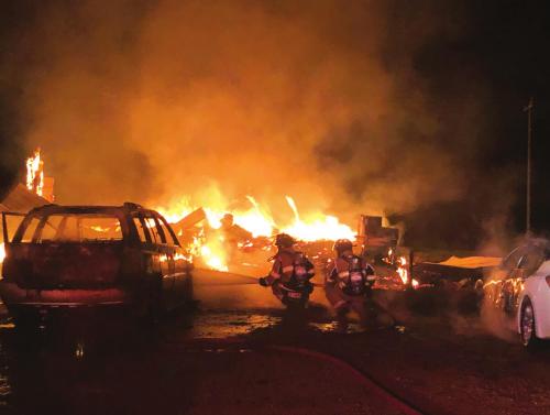 Family of Six Escapes Through a Window Amidst Early Morning Fire