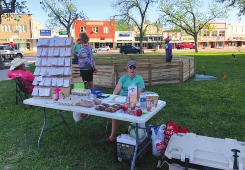 Second Saturday on the Square Growing
