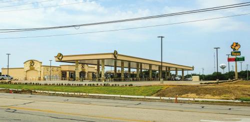 The Texan Store Opens in Schulenburg