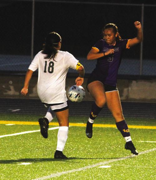 Lady Leps Beat Taylor, Manor New Tech