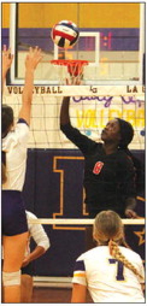 Schulenburg Flashes Its Elite Potential In a Four-Set Victory Over LG Friday