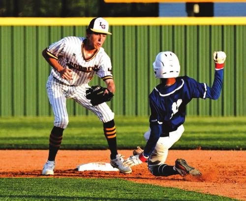 LG Wins; Vavra Hurls No-Hitter