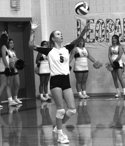 La Grange’s Jenna Jobb serves the ball in a home match last week against Bellville. The Lady Leps start district play Tuesday at Smithville. La Grange has won a share of the district title each of the last two seasons, tying with Giddings both times. Photo by Jeff Wick