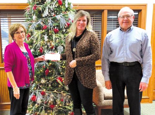 Round Top State Bank Donates to CASA