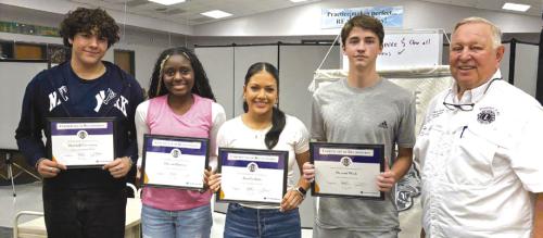 La Grange Leo Club Welcomes New Officers