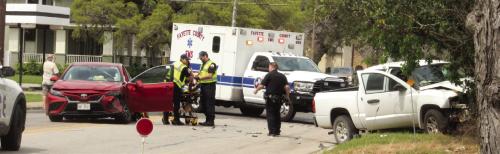 One Hospitalized After Wreck in La Grange