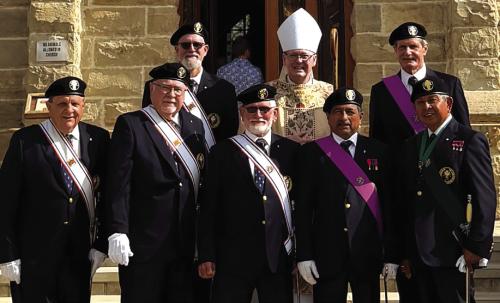 4th Degree Knights Participate in Praha Mass
