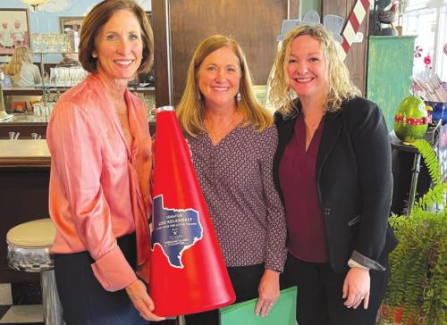 Texas CASA recognized Sen. Lois Kolkhorst with by the “Big Voice for Little Texans” Award. This past session, Sen. Kolkhorst authored and passed two impactful bills, SB 1896 and SB 1575 to improve the foster care system.