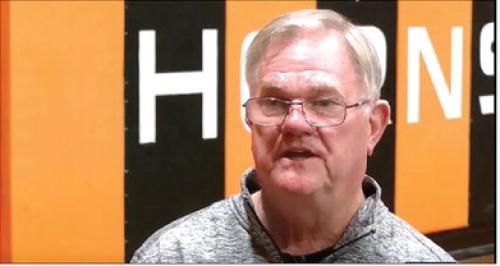 Richard Hoogendoorn has a 899-563 career record over 50 years as a head coach.