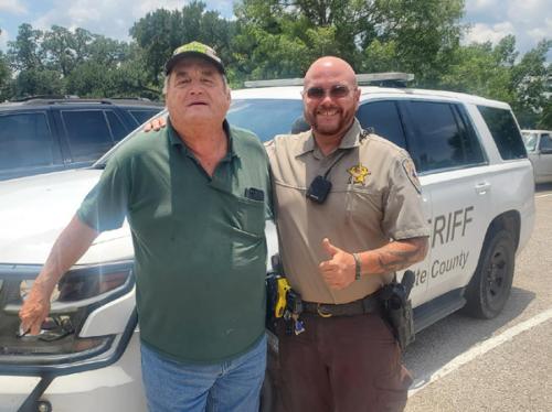 Deputy Uses Fire Extinguishers To Save Man Swarmed by Bees