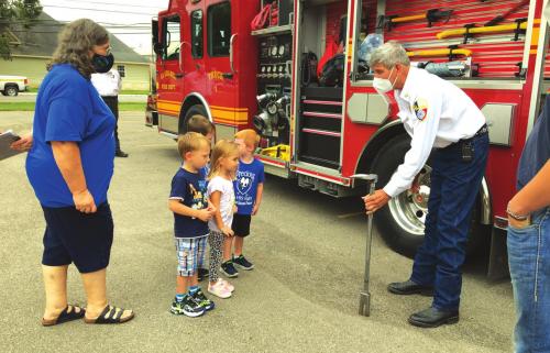 Preschoolers Meet Community Helpers