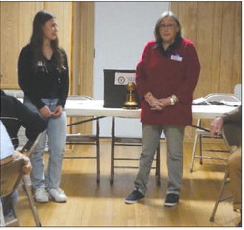 024 Texas Girls State Convention attendee Hailey Johnson is introduced by Ladies Auxiliary Post No. 338 Vice President Phyllis Reavis at the meeting held on Dec. 5.