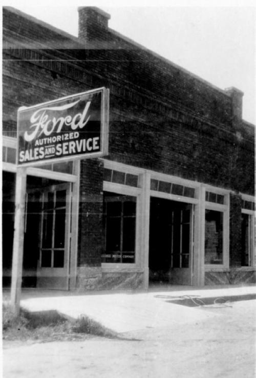 For many years the La Grange Motor Company sold Ford automobiles at 140 South Washington Street in La Grange. Photo courtesy of the Fayette Heritage Museum and Archives