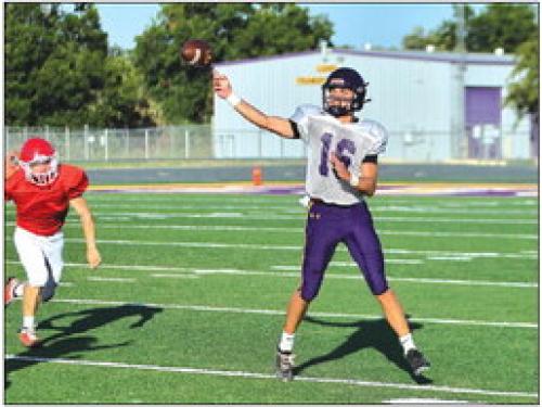 New-Look Leps Hold Their Own in El Campo Scrimmage