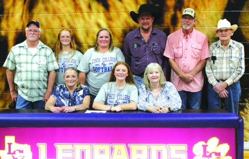 Schroeder Signs With Cisco for Softball