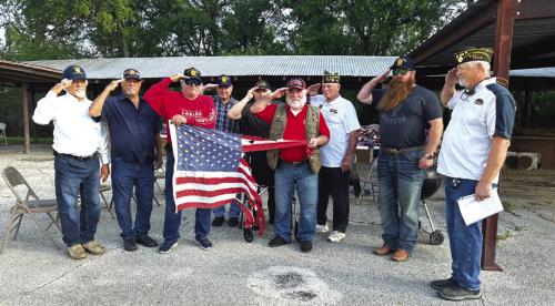 800 Old U.S. Flags Retired