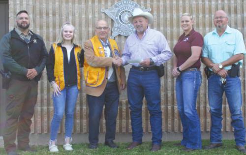 Lions Club and Leos Donate to Deputy Santa