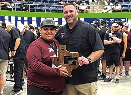 Flatonia’s Taden Alvarado Wins State Powerlifting Title