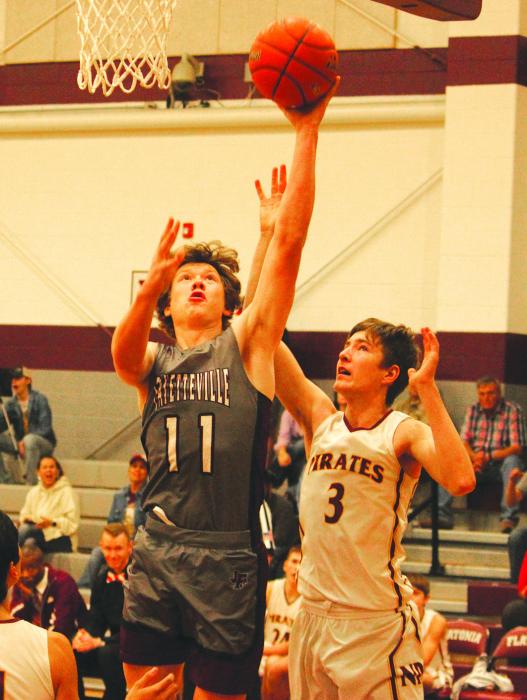 Fayetteville’s Jake Kubala drives for the basket for two points in Tuesday’s win. He scored 13. Photo by Jeff Wick